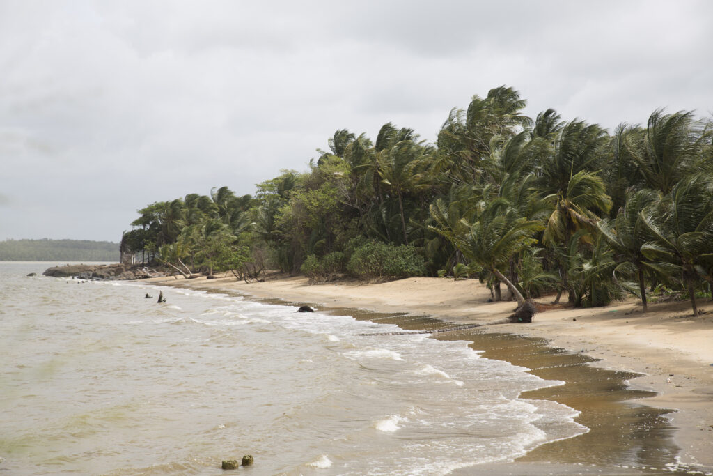 Plage de Rémire par Ronan Liétar