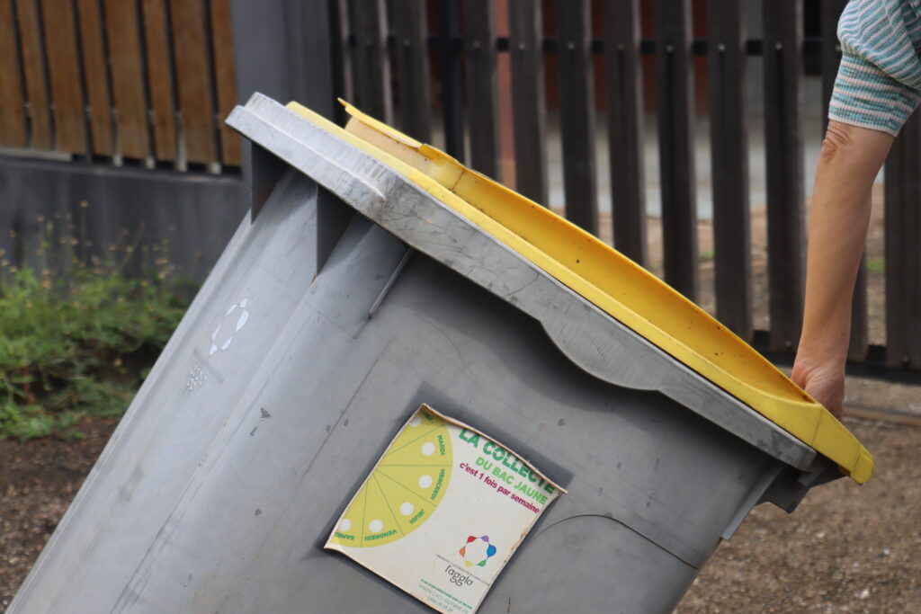 Bac jaune