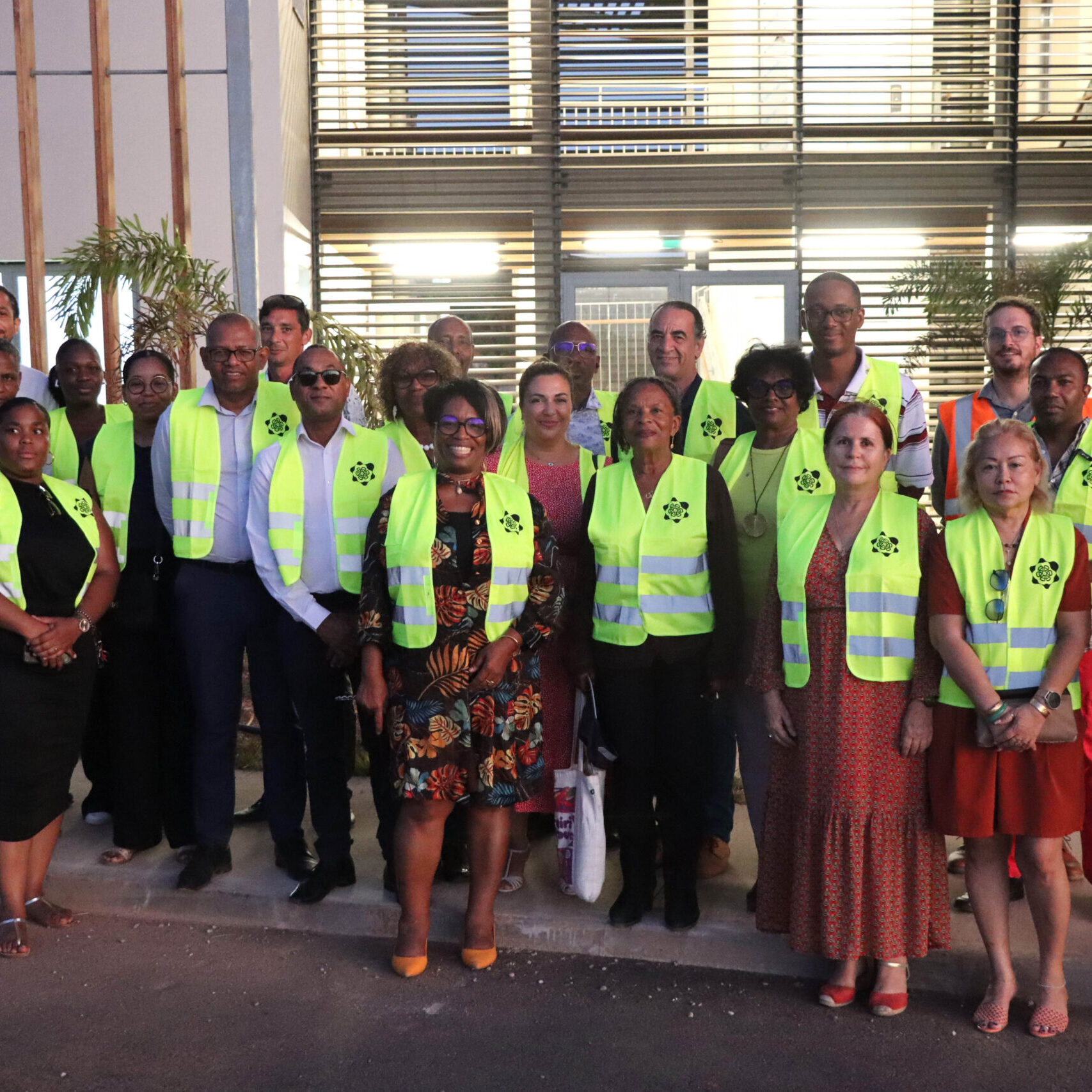 10-25 [MOBITILE] Visite chantier du TCSP élus Cayenne - 4